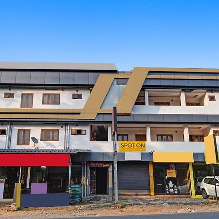 Hotel O Royal Residency Erattupetta Dış mekan fotoğraf