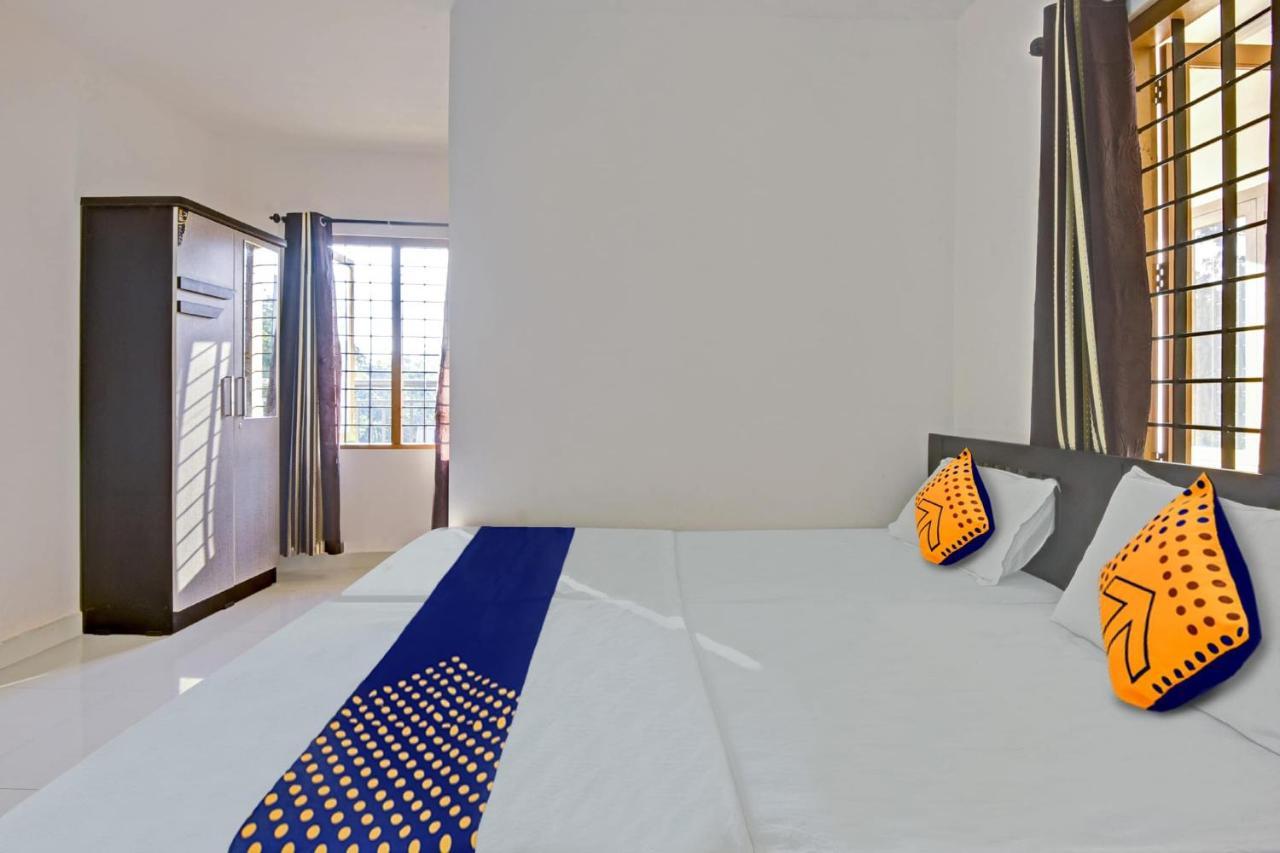 Hotel O Royal Residency Erattupetta Dış mekan fotoğraf