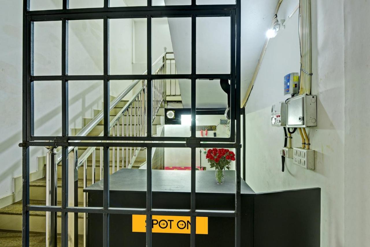 Hotel O Royal Residency Erattupetta Dış mekan fotoğraf