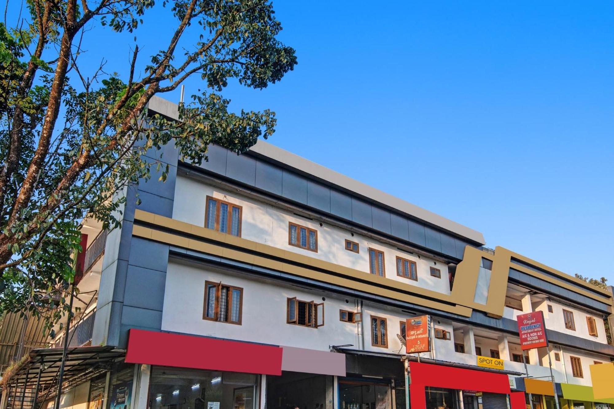 Hotel O Royal Residency Erattupetta Dış mekan fotoğraf